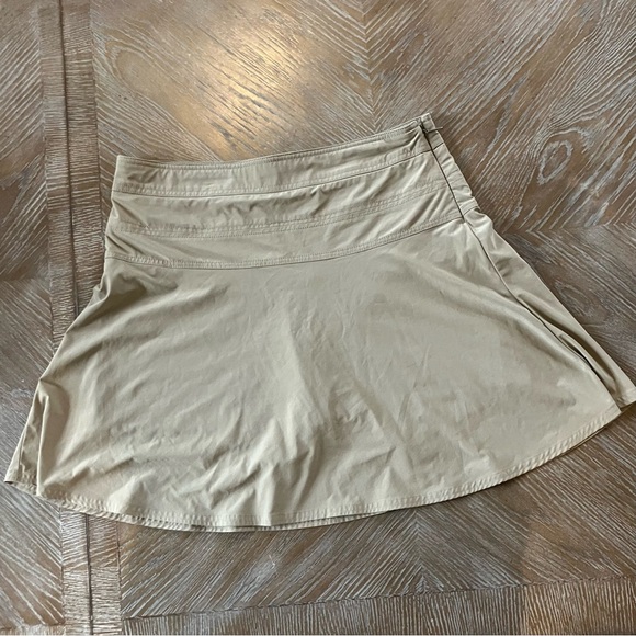 Athleta Dresses & Skirts - Athleta Classic Everyday Tan Women's Skort / Skirt Adjustable Waist 12